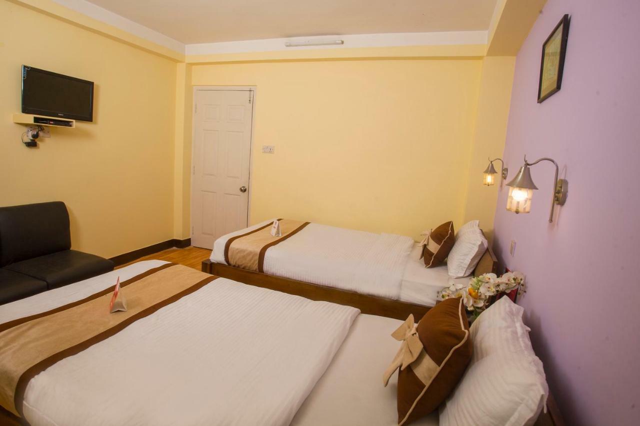 Hotel Lotus Buddha Inn Kathmandu Exterior photo